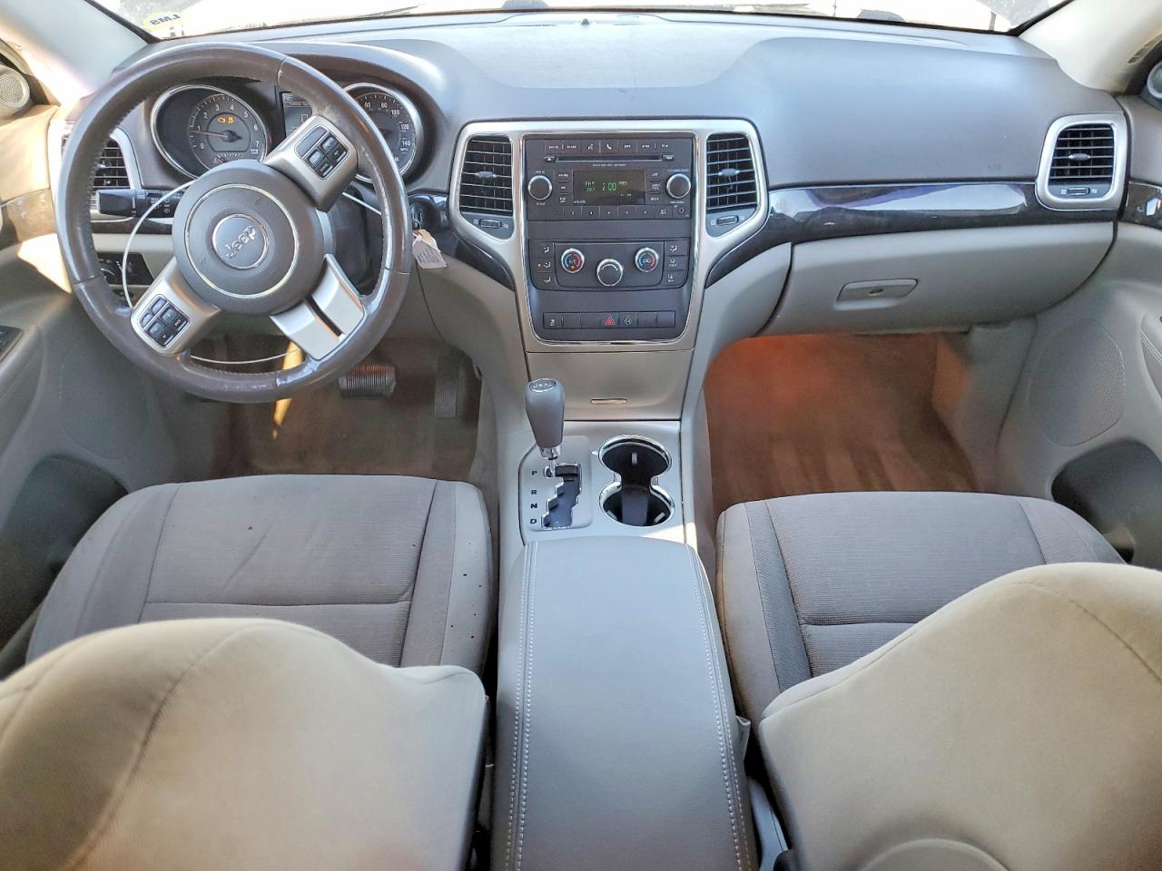 2012 JEEP GRAND CHEROKEE LAREDO photo 8