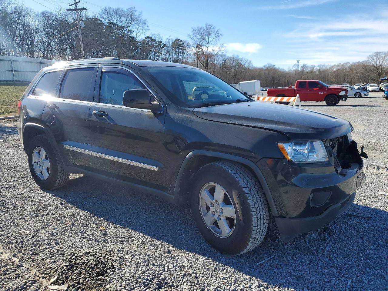 2012 JEEP GRAND CHEROKEE LAREDO photo 4