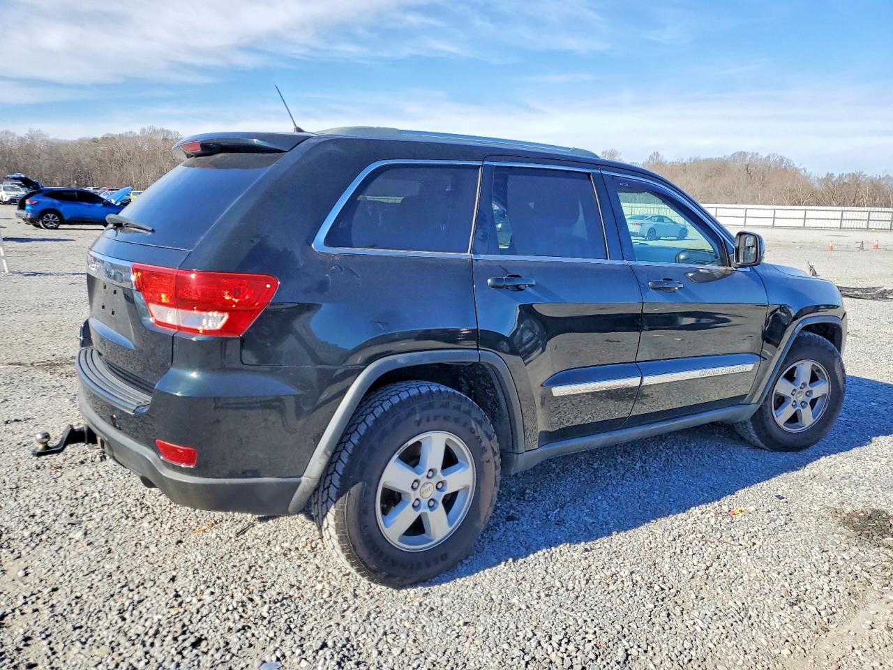 2012 JEEP GRAND CHEROKEE LAREDO photo 3