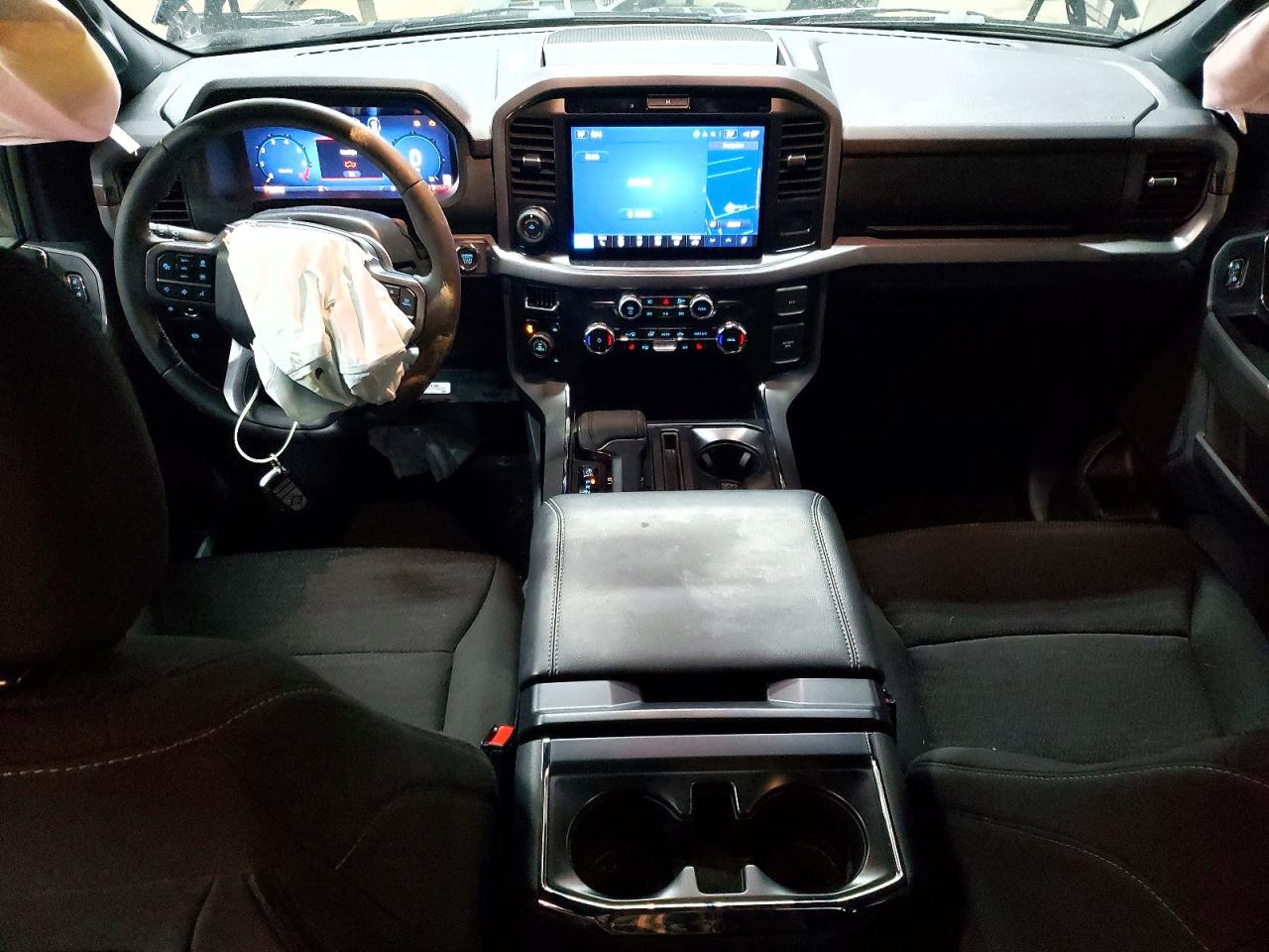 2025 FORD F150 XLT photo 15