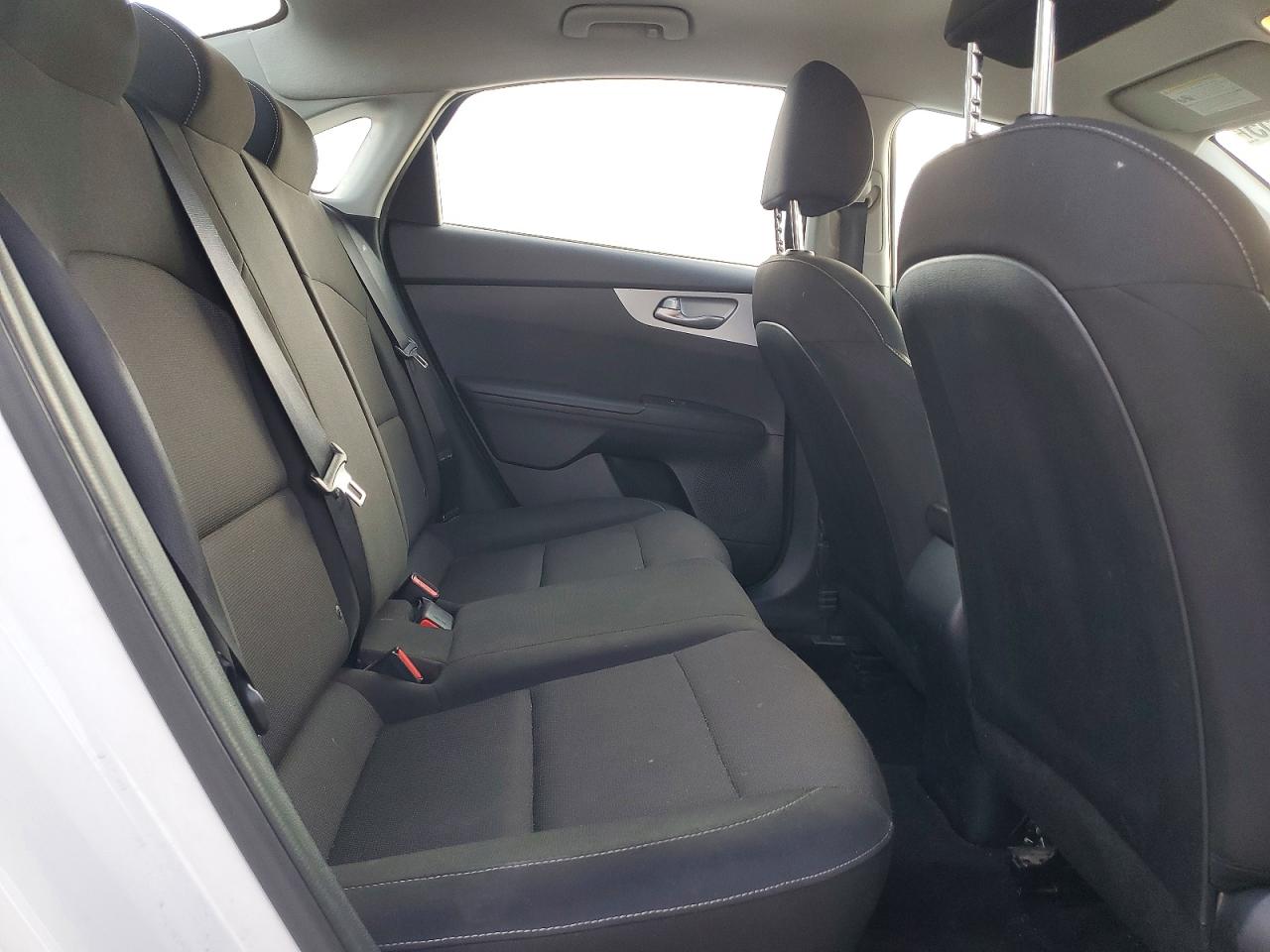 2023 KIA FORTE LX photo 28