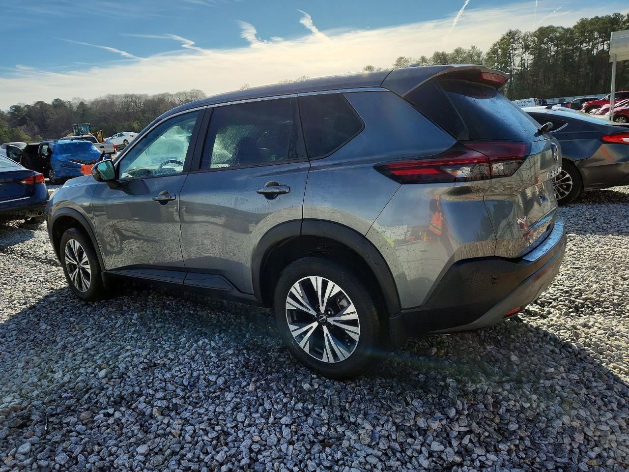 2023 NISSAN ROGUE SV photo 2