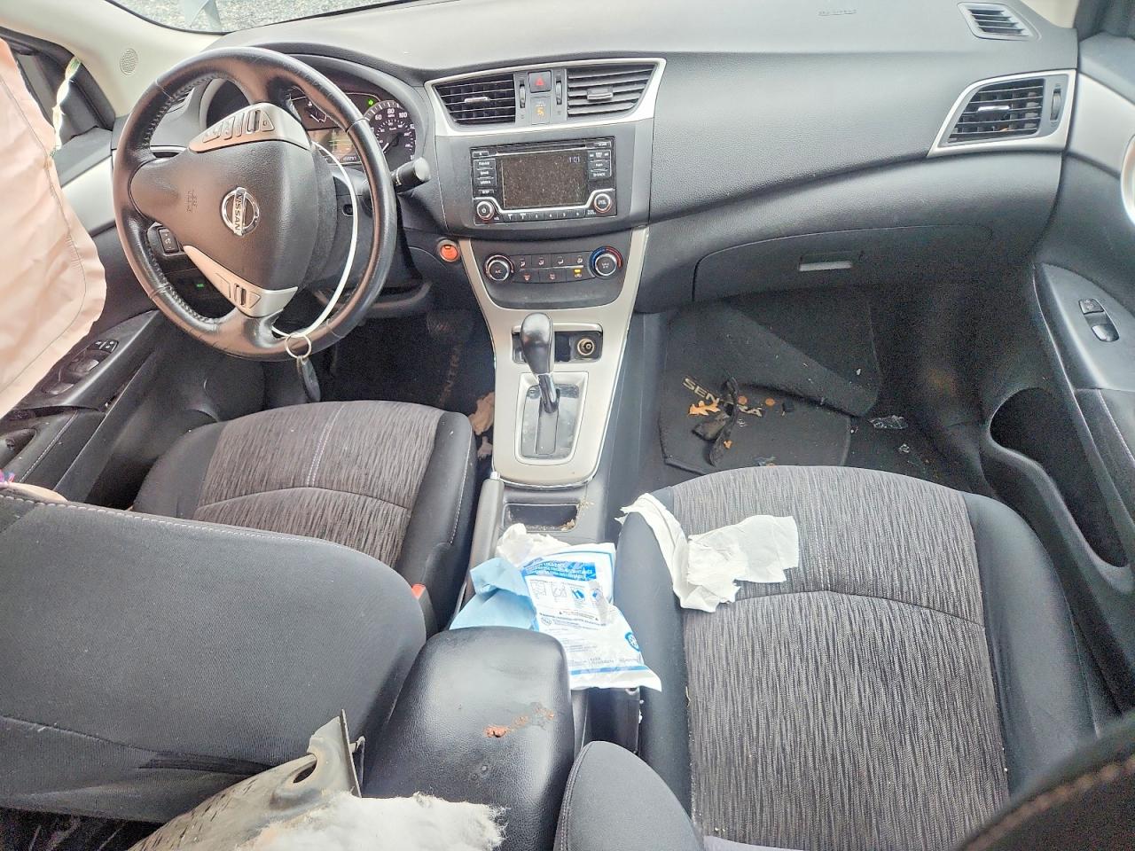 2015 NISSAN SENTRA S photo 8