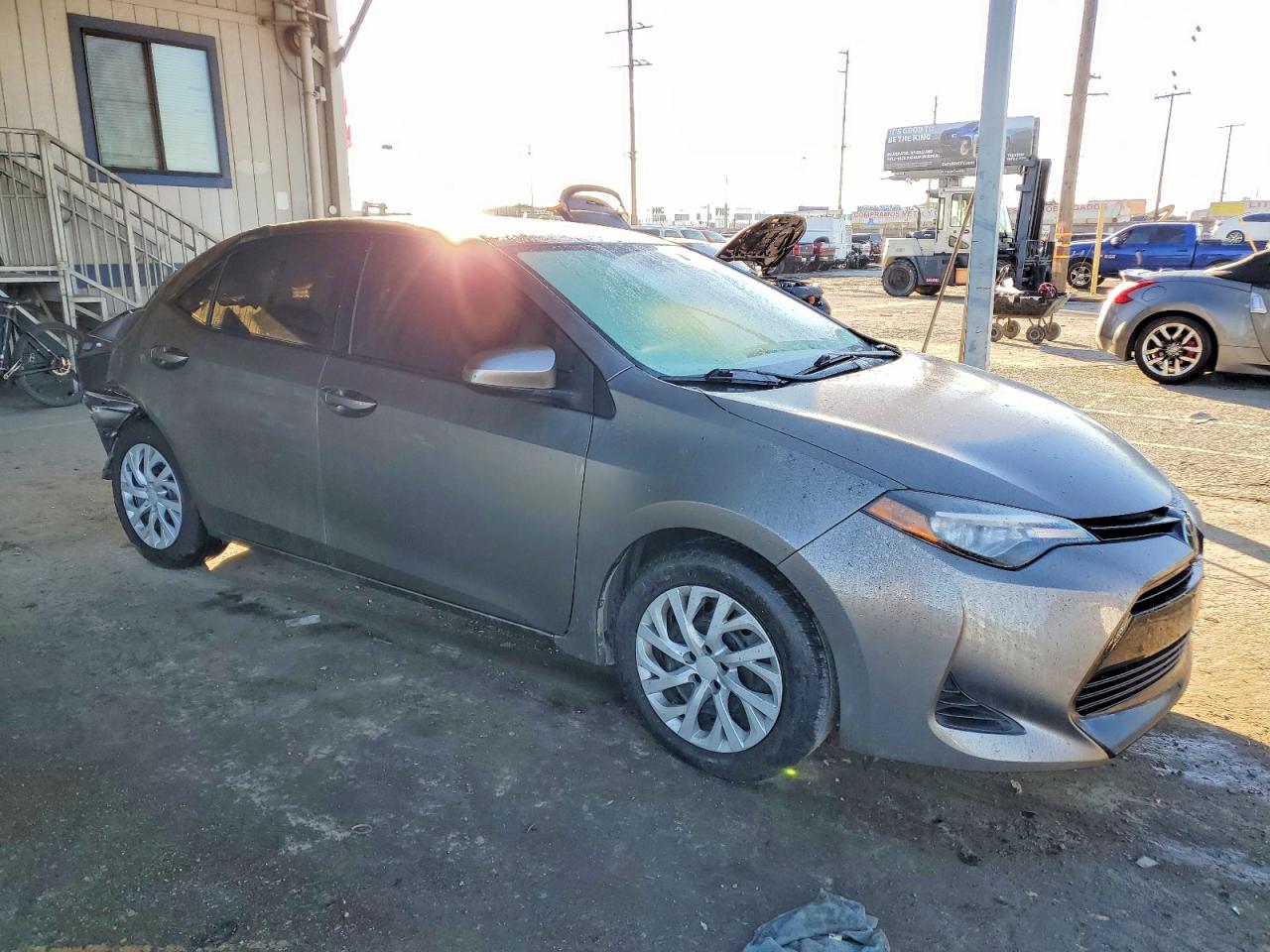2019 TOYOTA COROLLA L photo 4