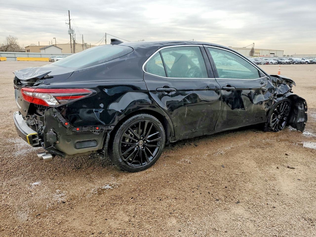 2023 TOYOTA CAMRY XSE photo 7