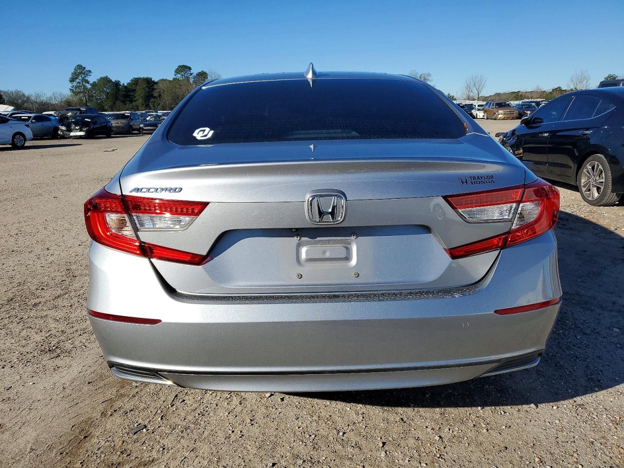 2020 HONDA ACCORD EX photo 6