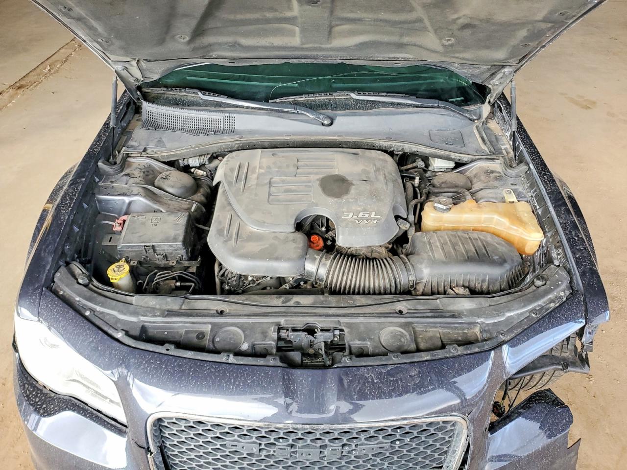 2018 CHRYSLER 300 LIMITED photo 11
