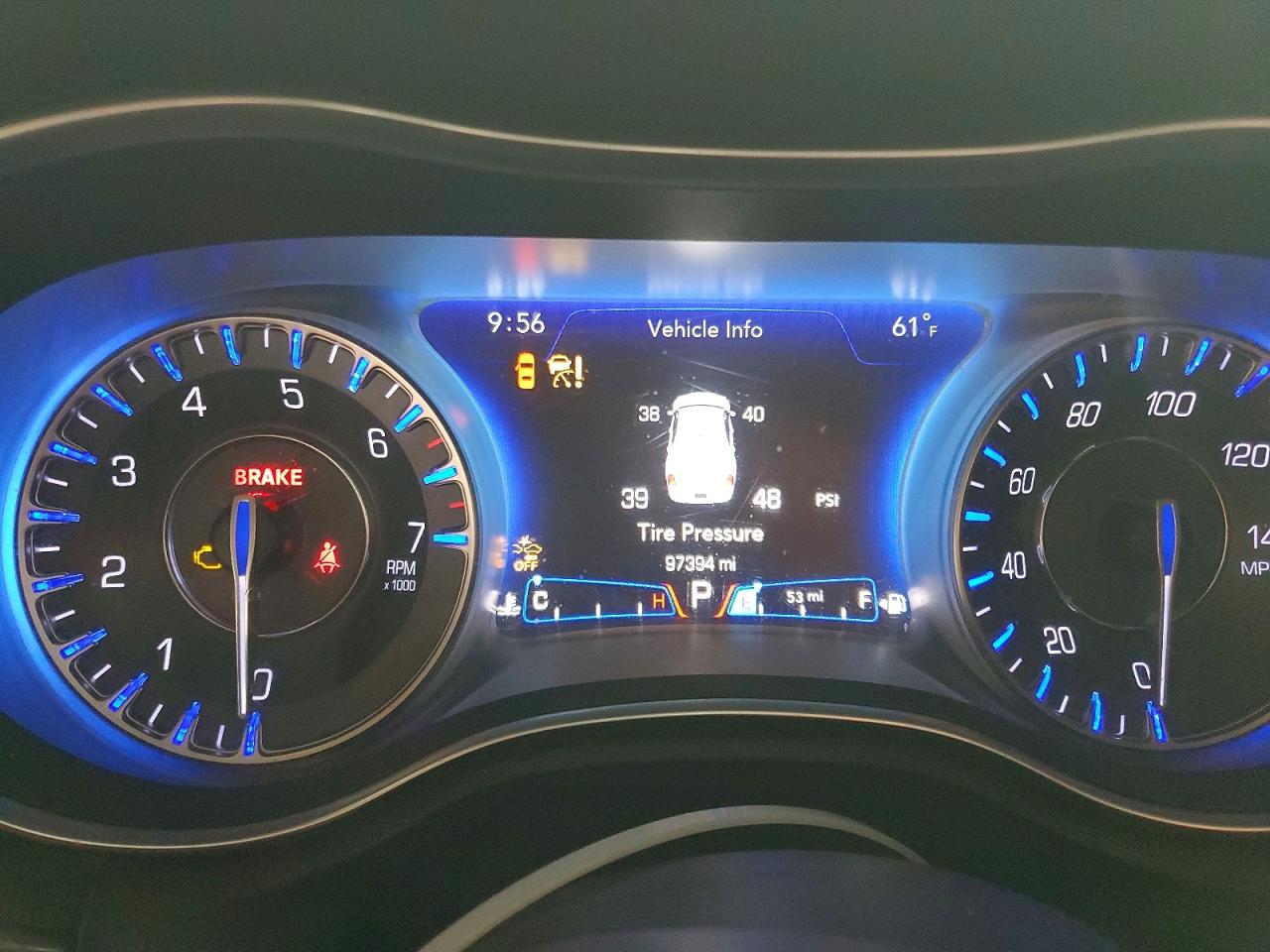 2018 CHRYSLER 300 LIMITED photo 9