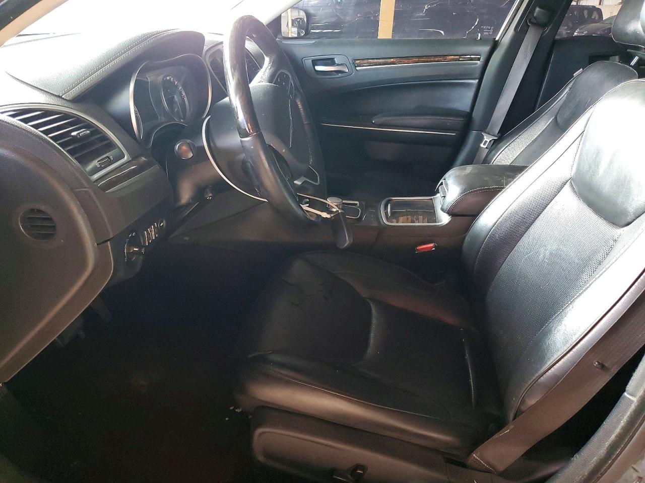 2018 CHRYSLER 300 LIMITED photo 7