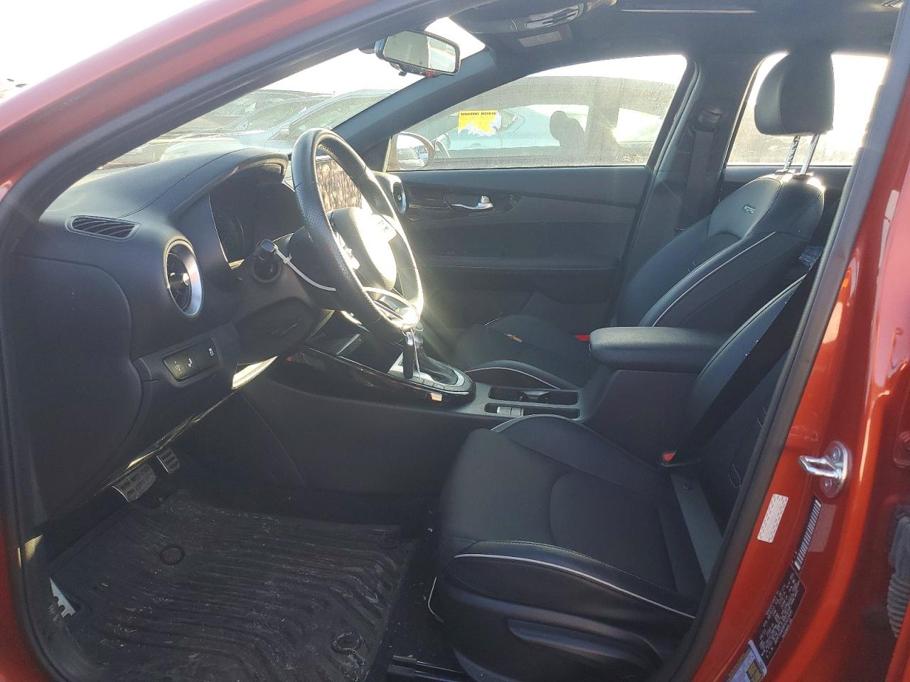 2023 KIA FORTE GT-LINE photo 13