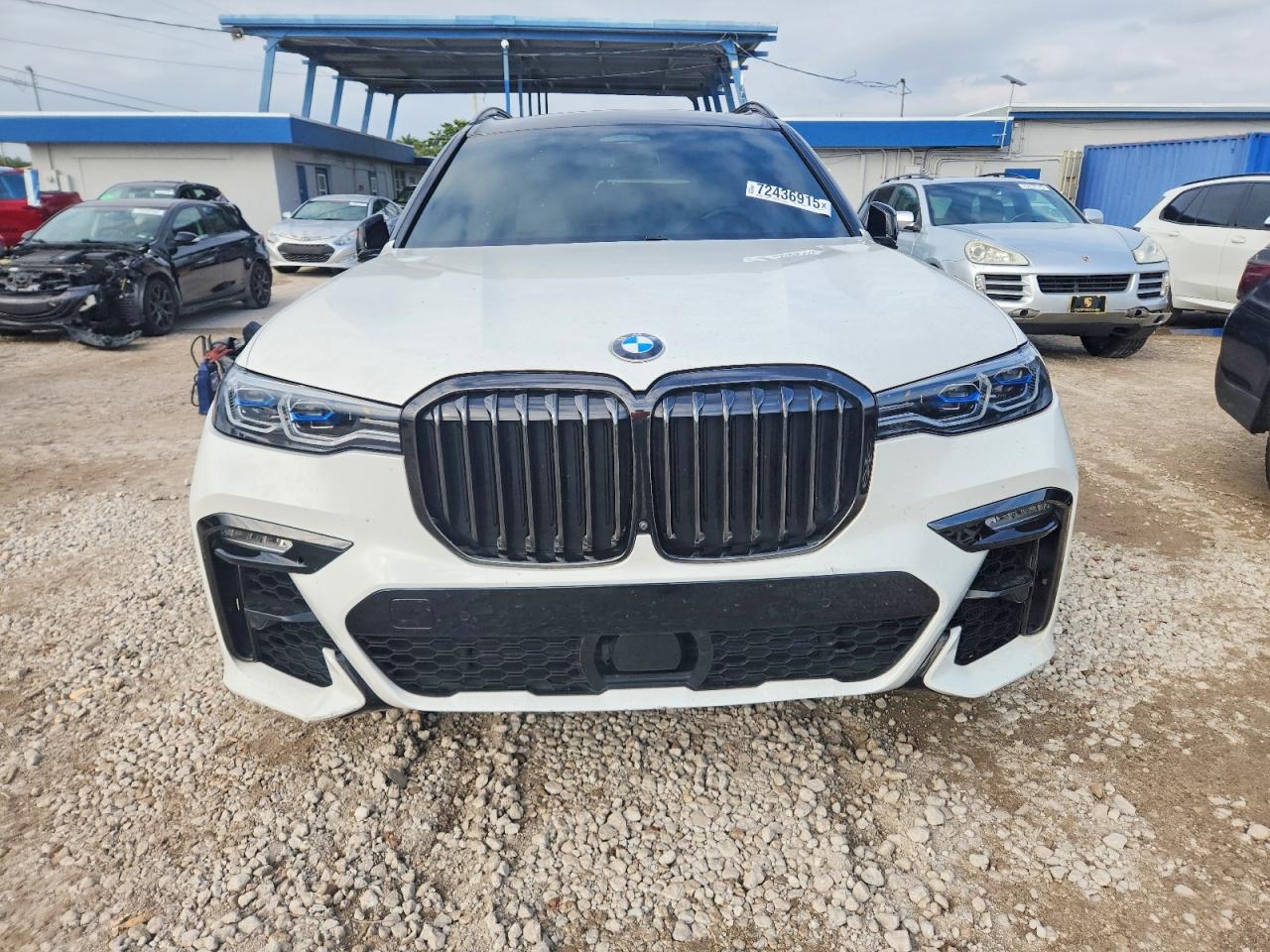 2021 BMW X7 M50I photo 9