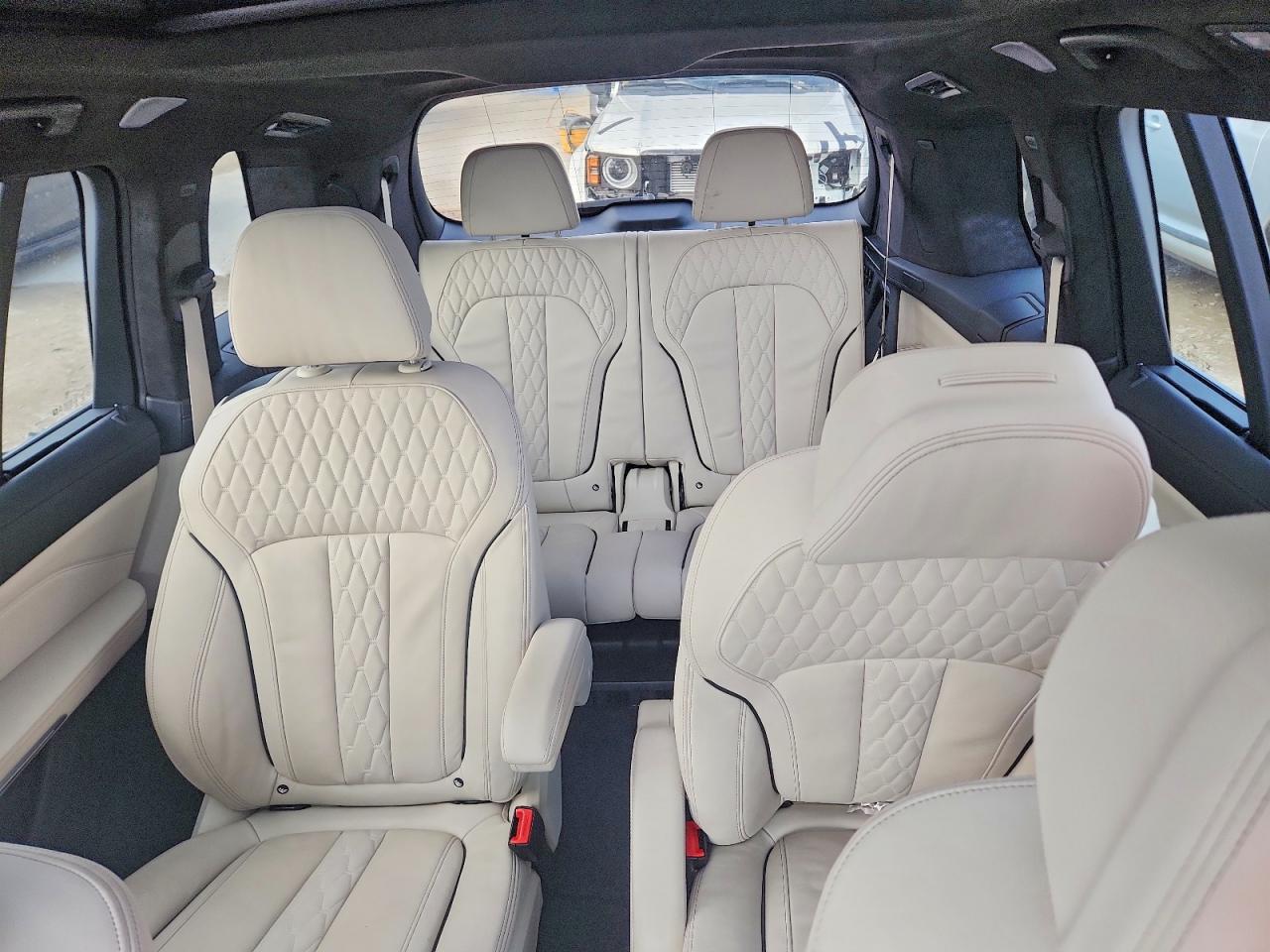 2021 BMW X7 M50I photo 19