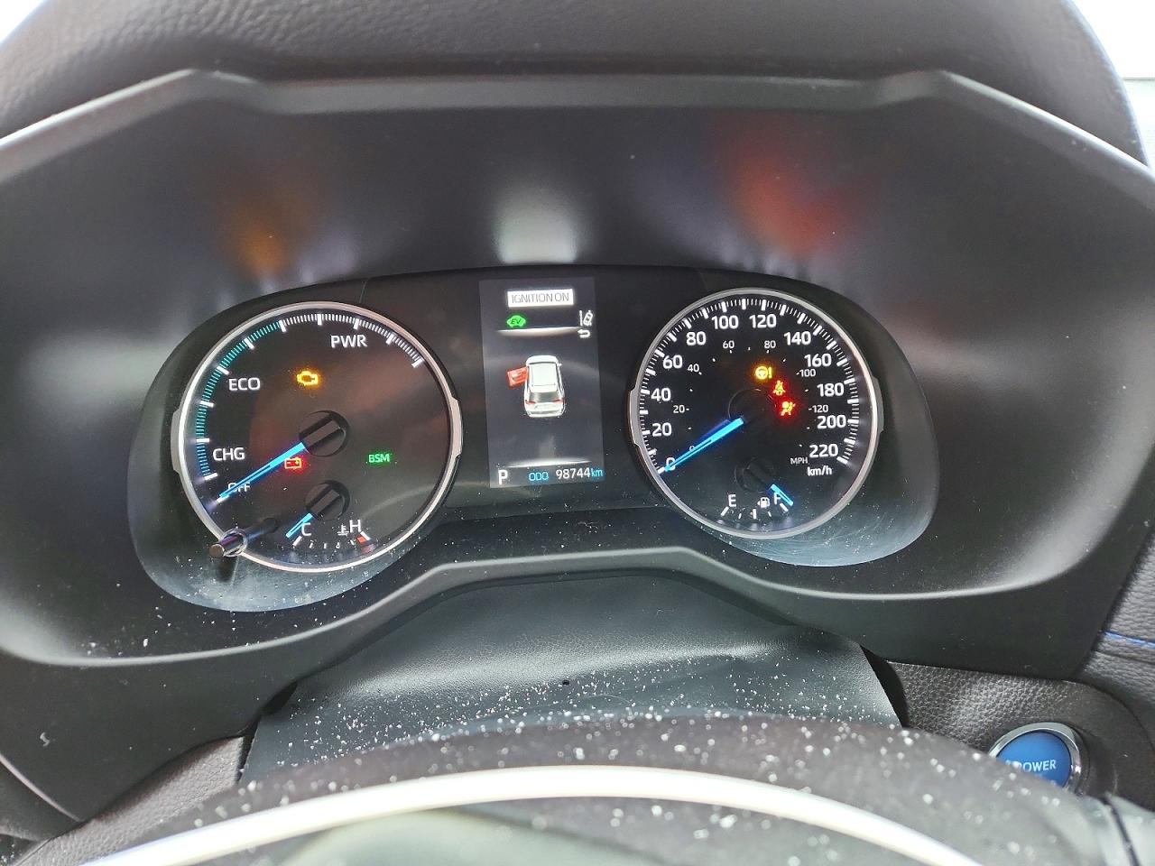 2022 TOYOTA RAV4 SE photo 9