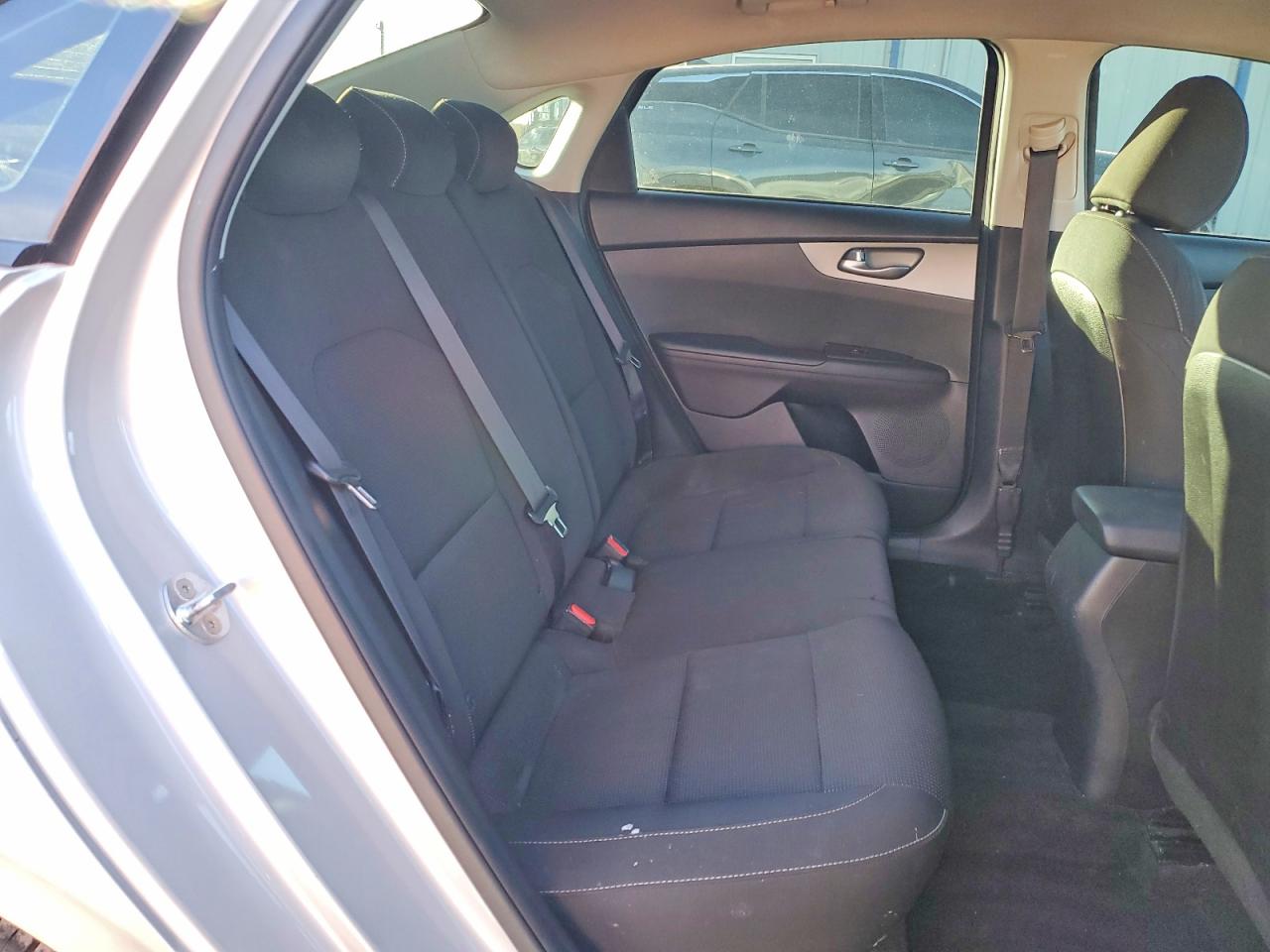 2021 KIA FORTE LXS photo 21