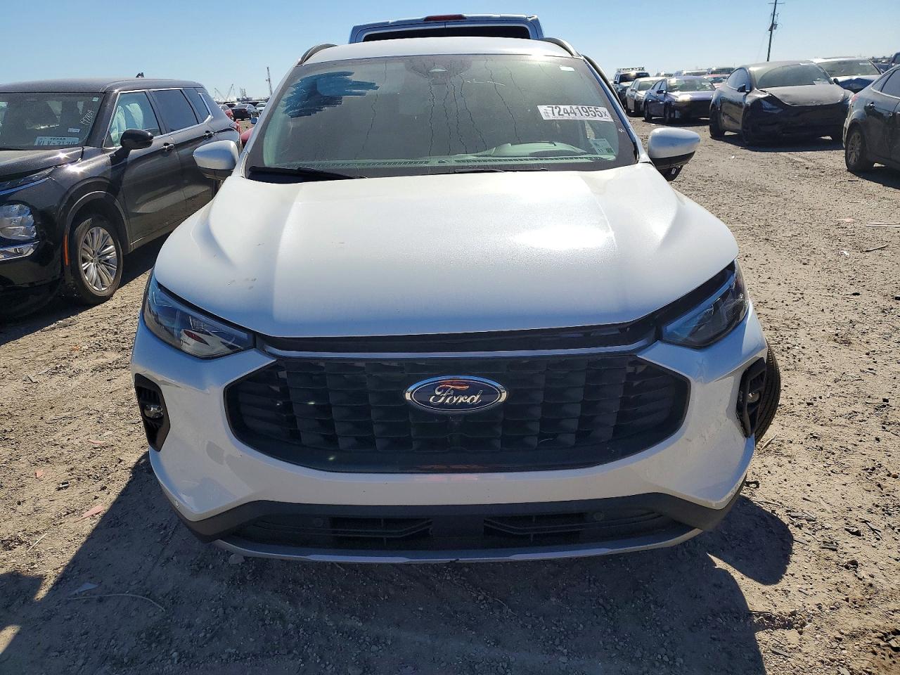 2025 FORD ESCAPE photo 9