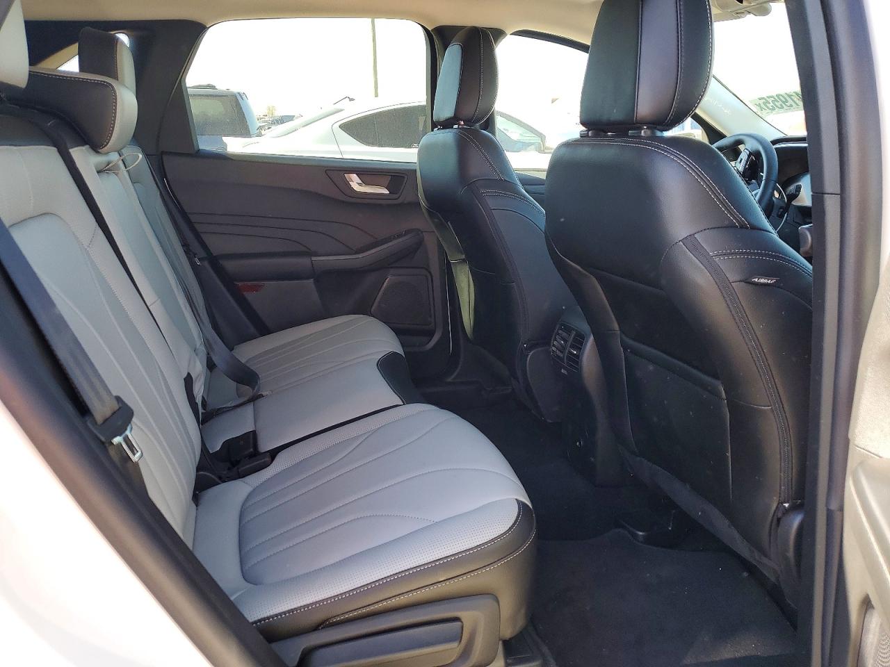 2025 FORD ESCAPE photo 19