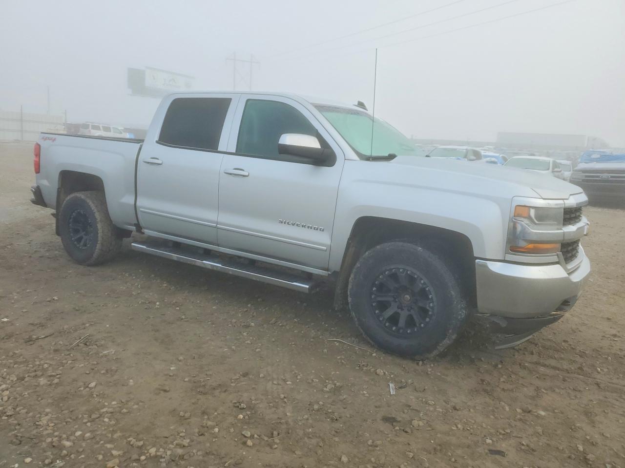 2016 CHEVROLET SILVERADO K1500 LT photo 10