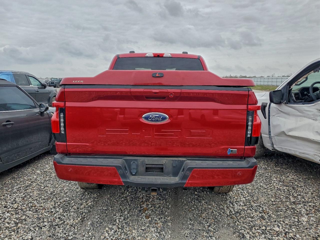 2022 FORD F150 LIGHTNING PRO photo 6