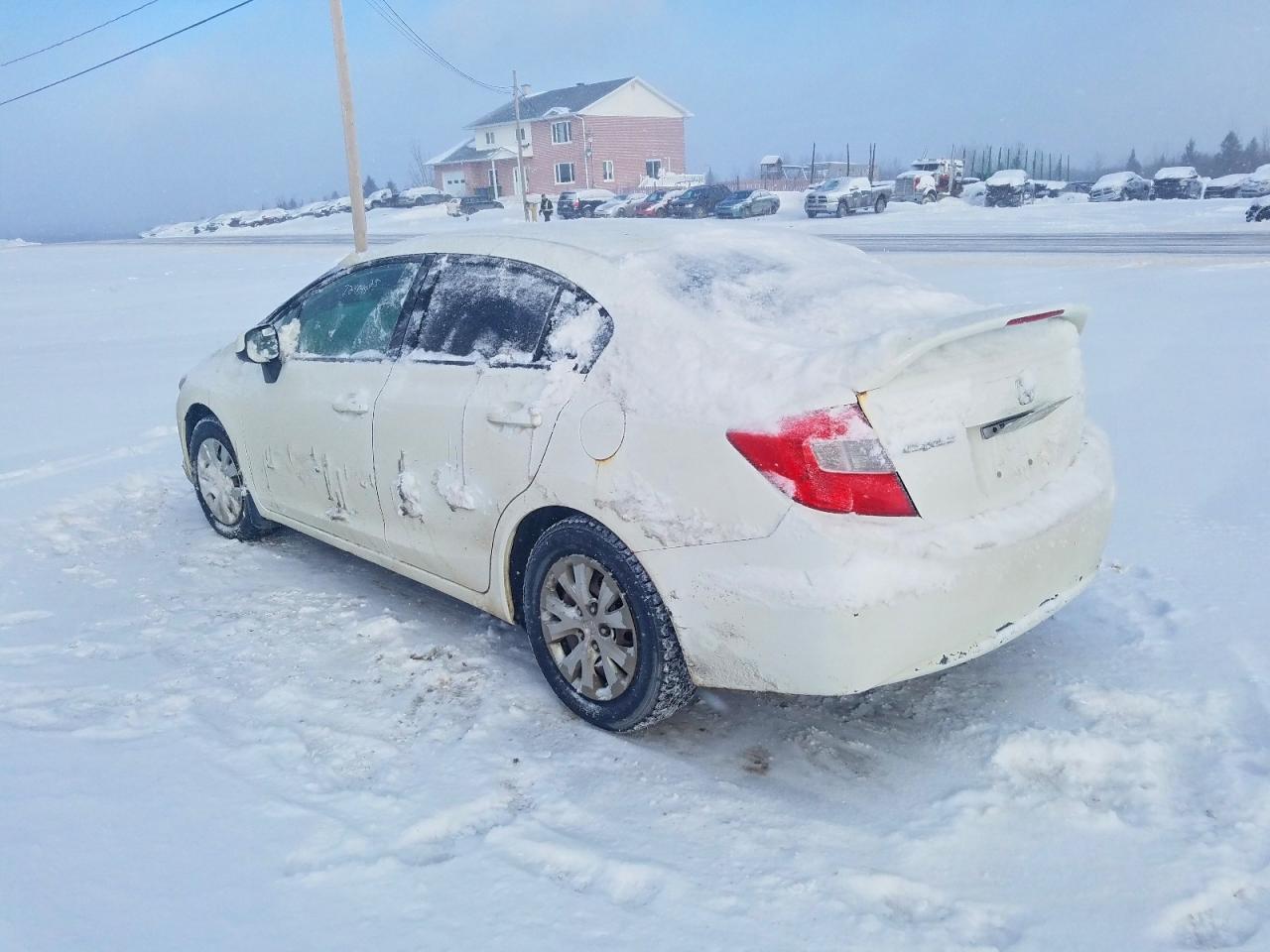 2012 HONDA CIVIC LX photo 2