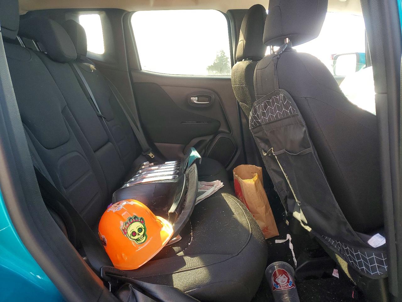 2019 JEEP RENEGADE LATITUDE photo 19