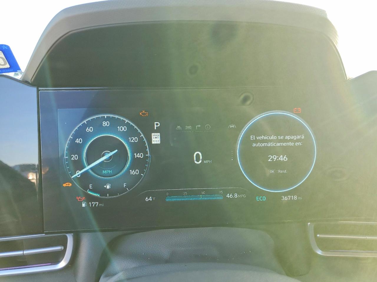 2024 HYUNDAI ELANTRA photo 9