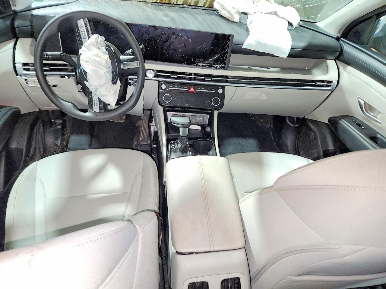 2025 HYUNDAI TUCSON SEL photo 22