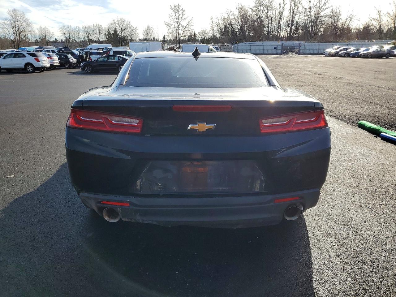 2016 CHEVROLET CAMARO LT photo 11
