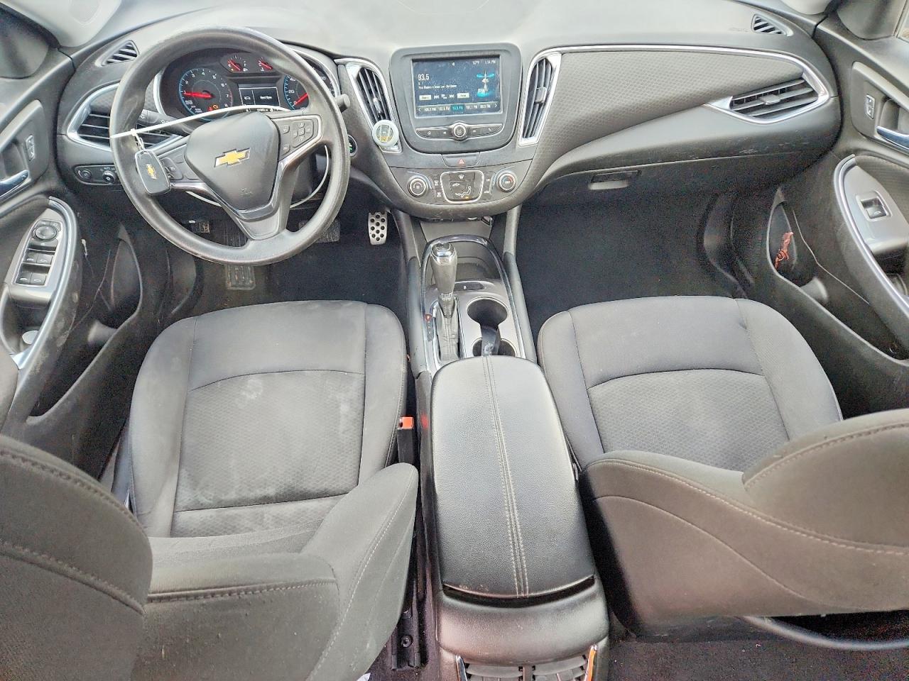 2016 CHEVROLET MALIBU LT photo 8
