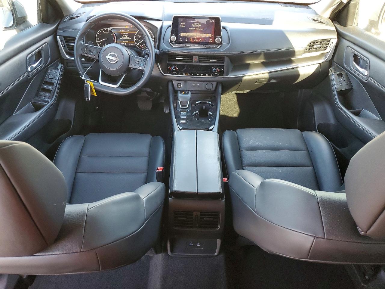 2024 NISSAN ROGUE SV photo 8