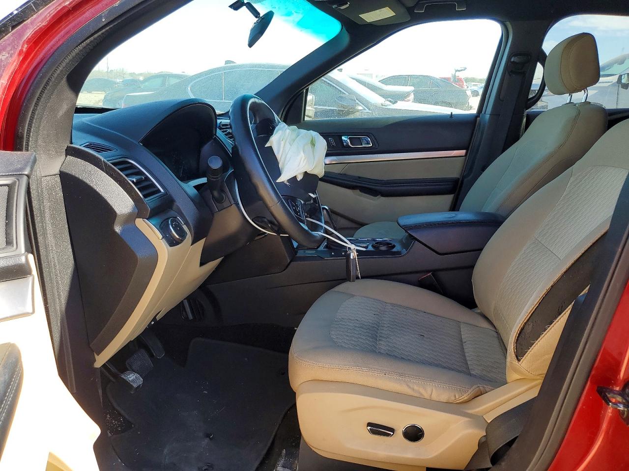 2017 FORD EXPLORER photo 19
