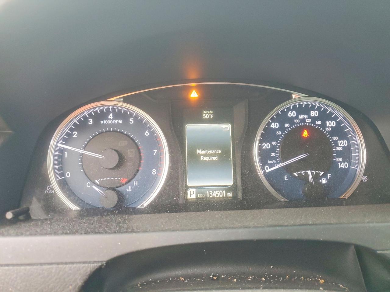 2016 TOYOTA CAMRY XSE photo 9