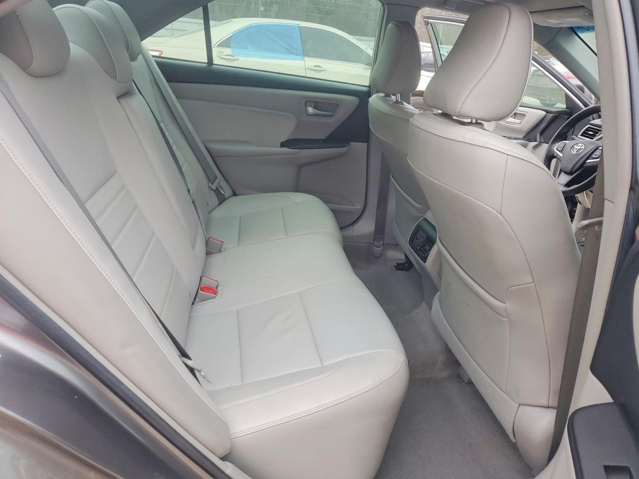 2016 TOYOTA CAMRY XSE photo 10