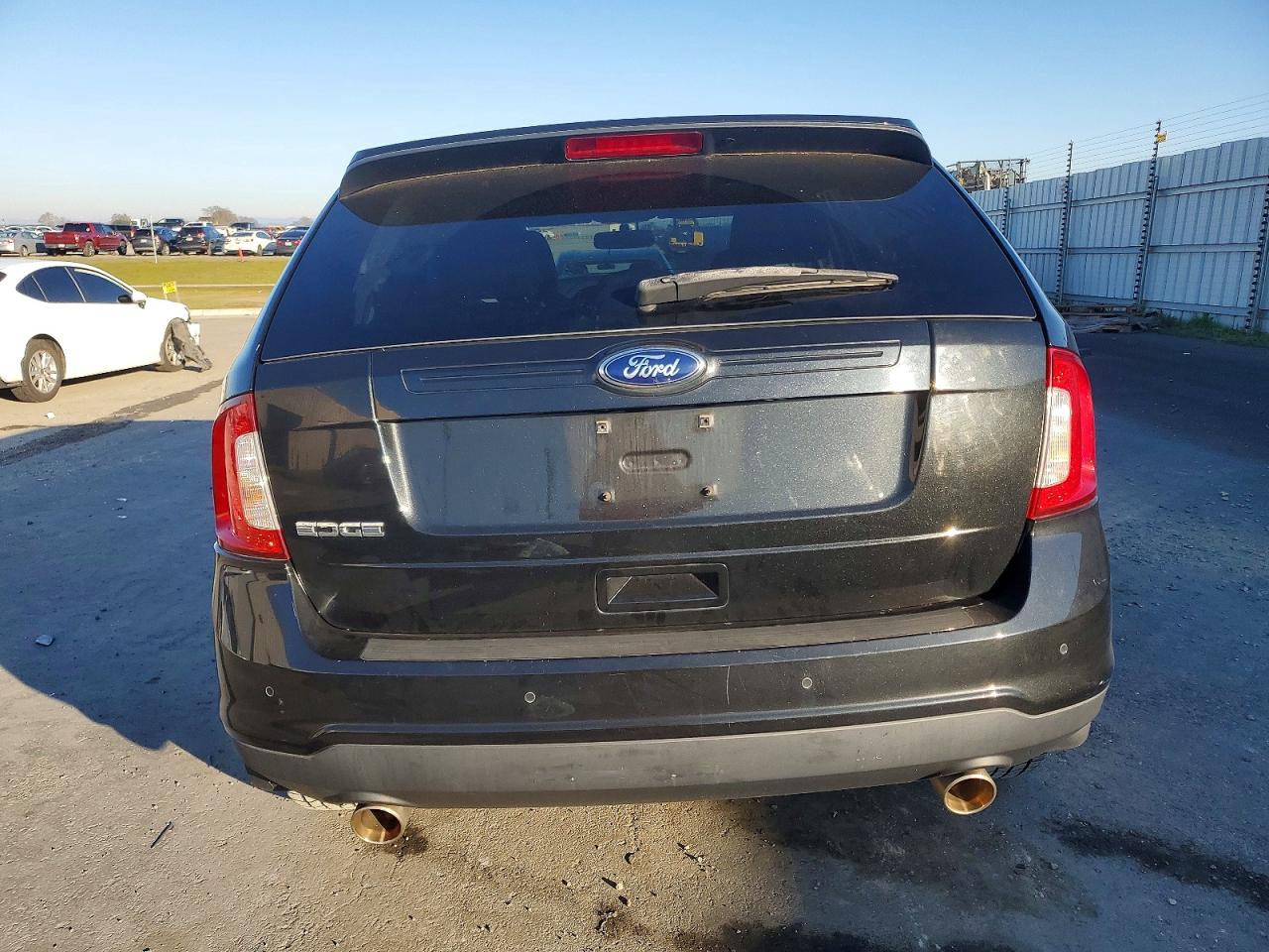 2014 FORD EDGE SE photo 16