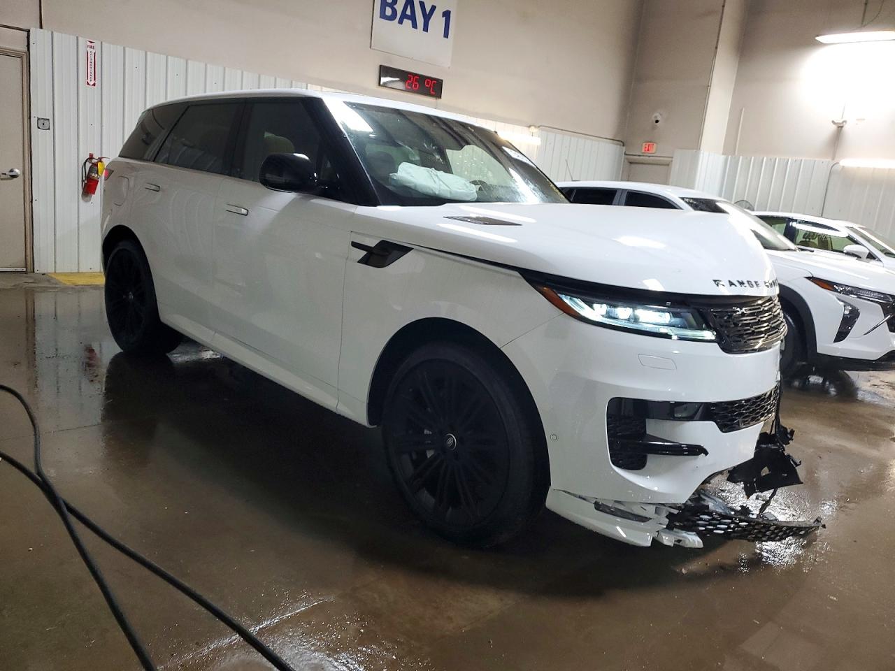 2025 LAND ROVER RANGE ROVER SPORT DYNAMIC SE photo 7