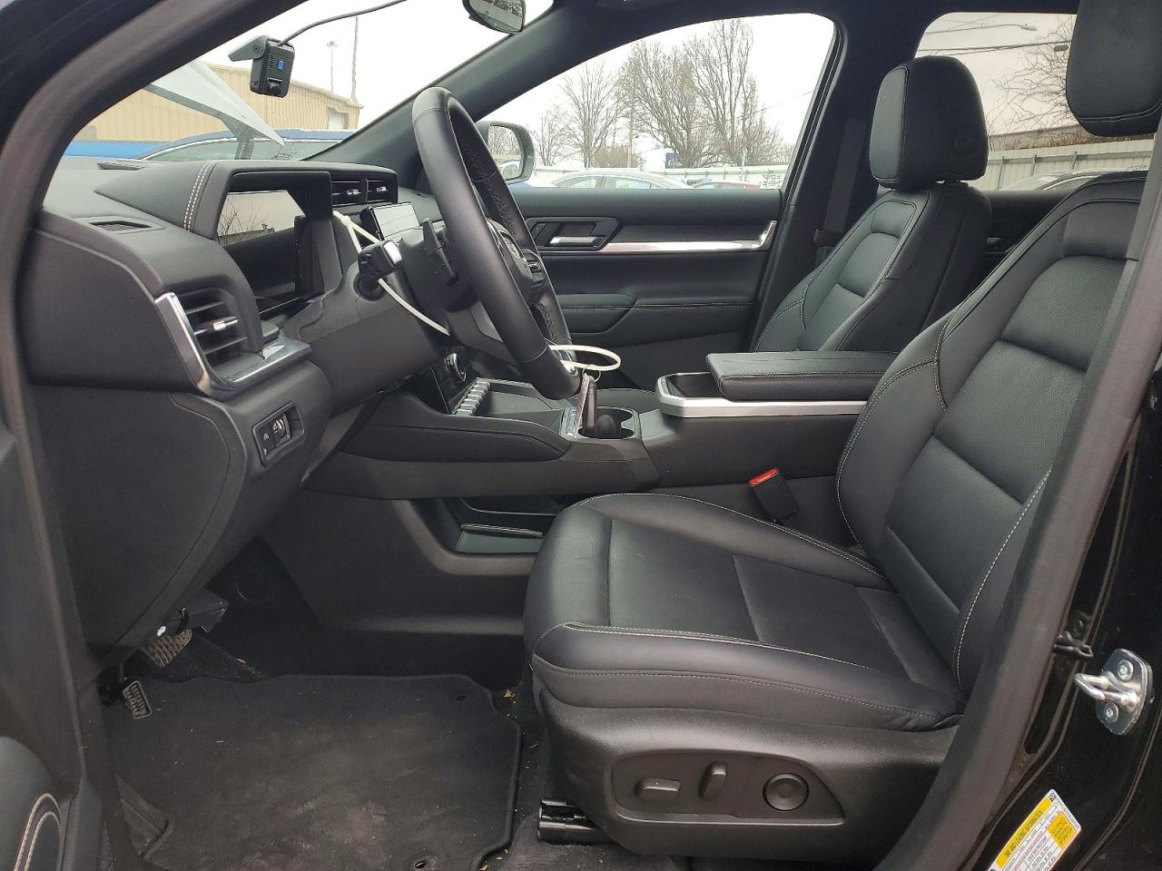 2025 GMC TERRAIN photo 7