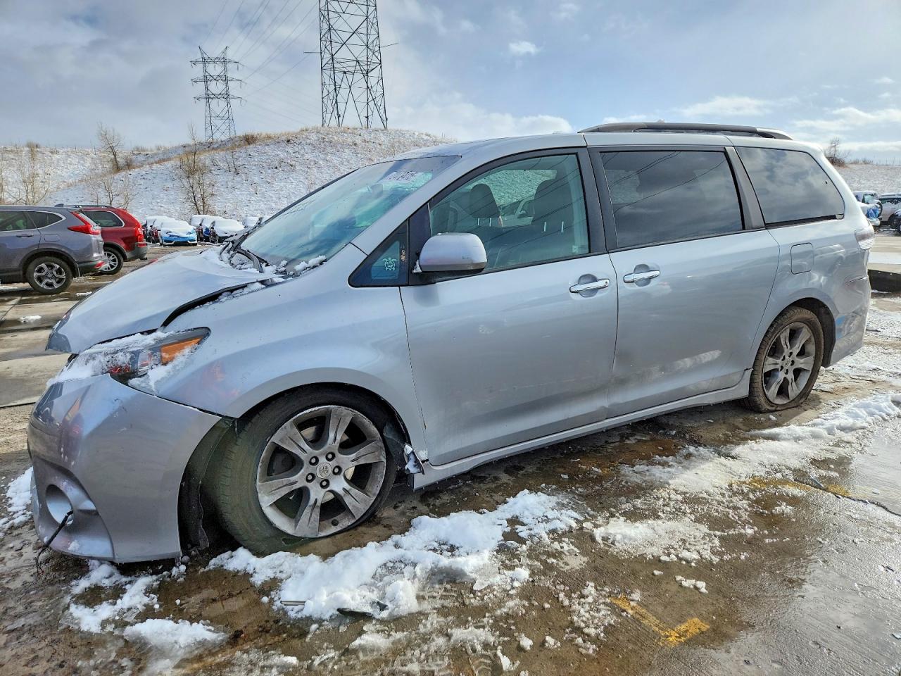 2014 TOYOTA SIENNA