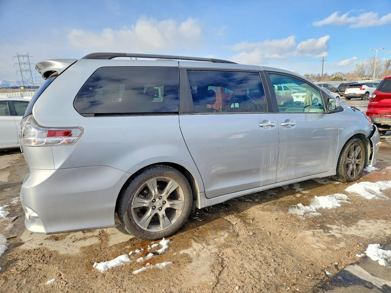 2014 TOYOTA SIENNA SE 8-PASSENGER photo 5