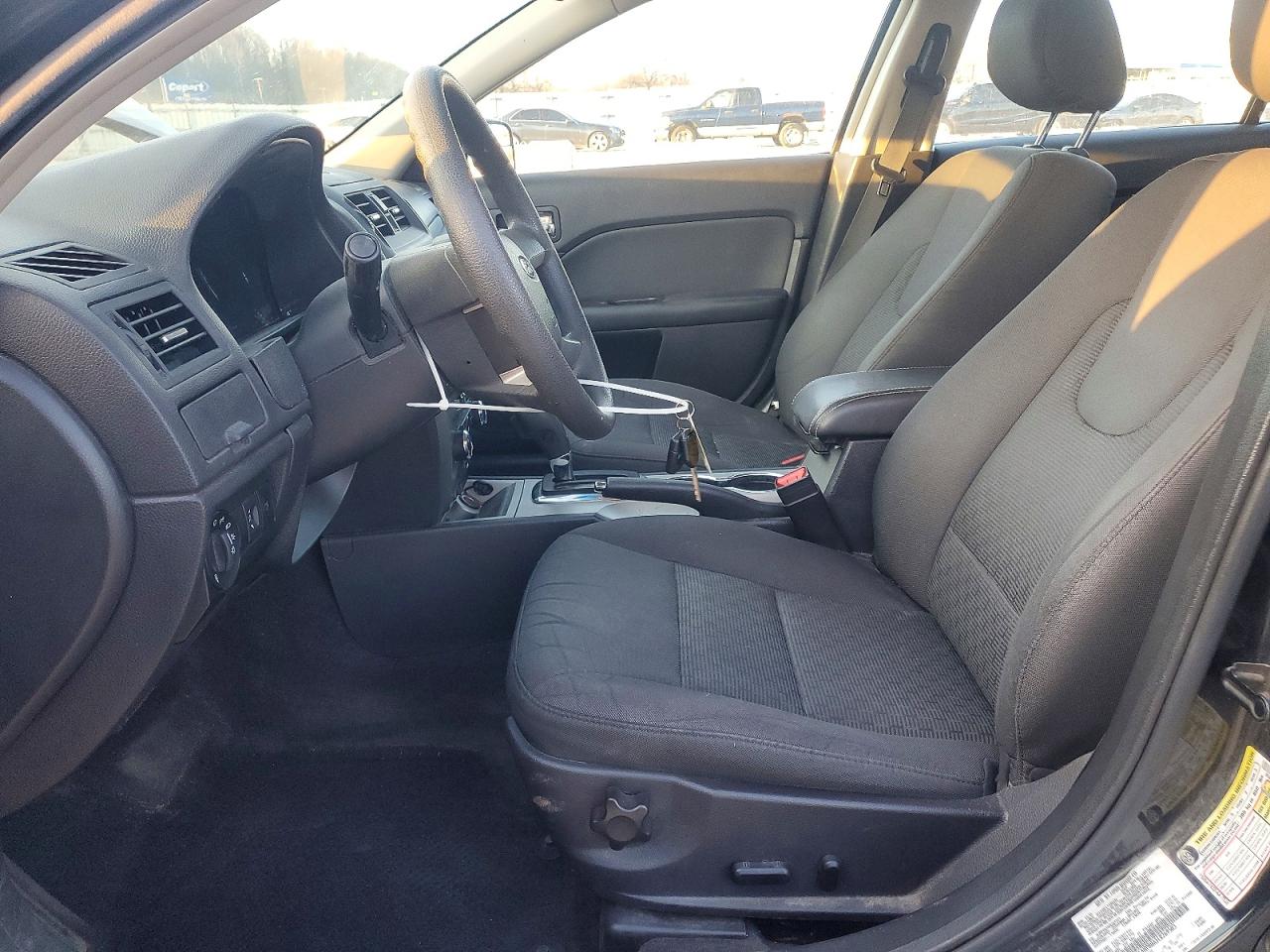 2012 FORD FUSION SE photo 13