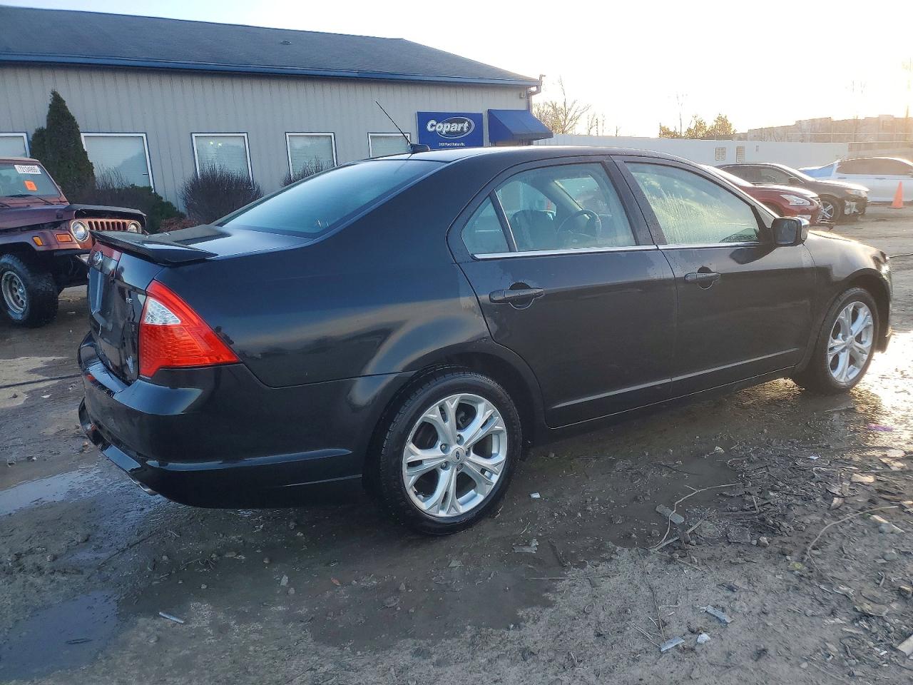 2012 FORD FUSION SE photo 5