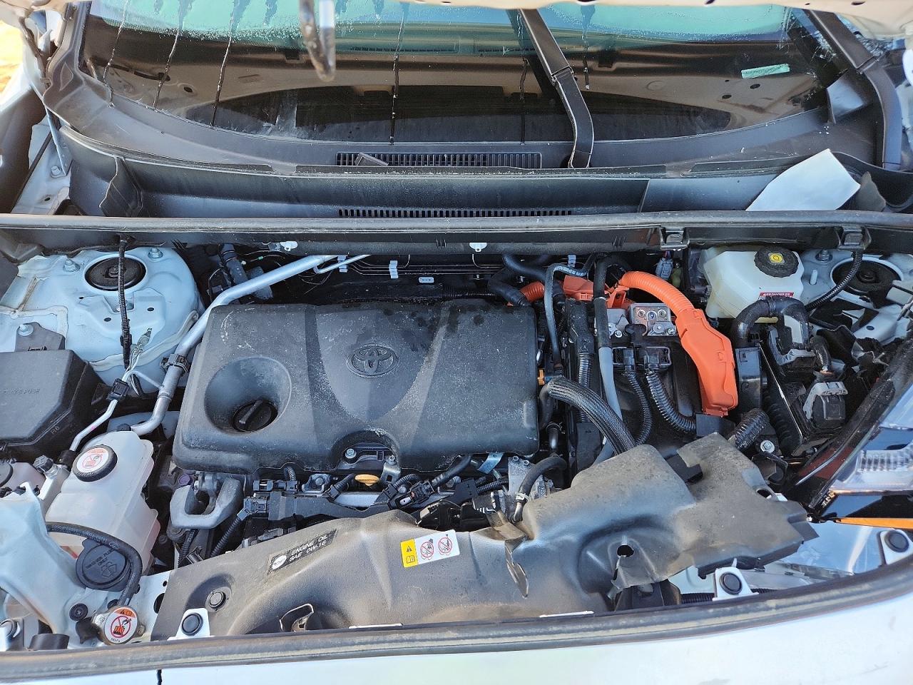 2024 TOYOTA RAV4 XSE photo 12