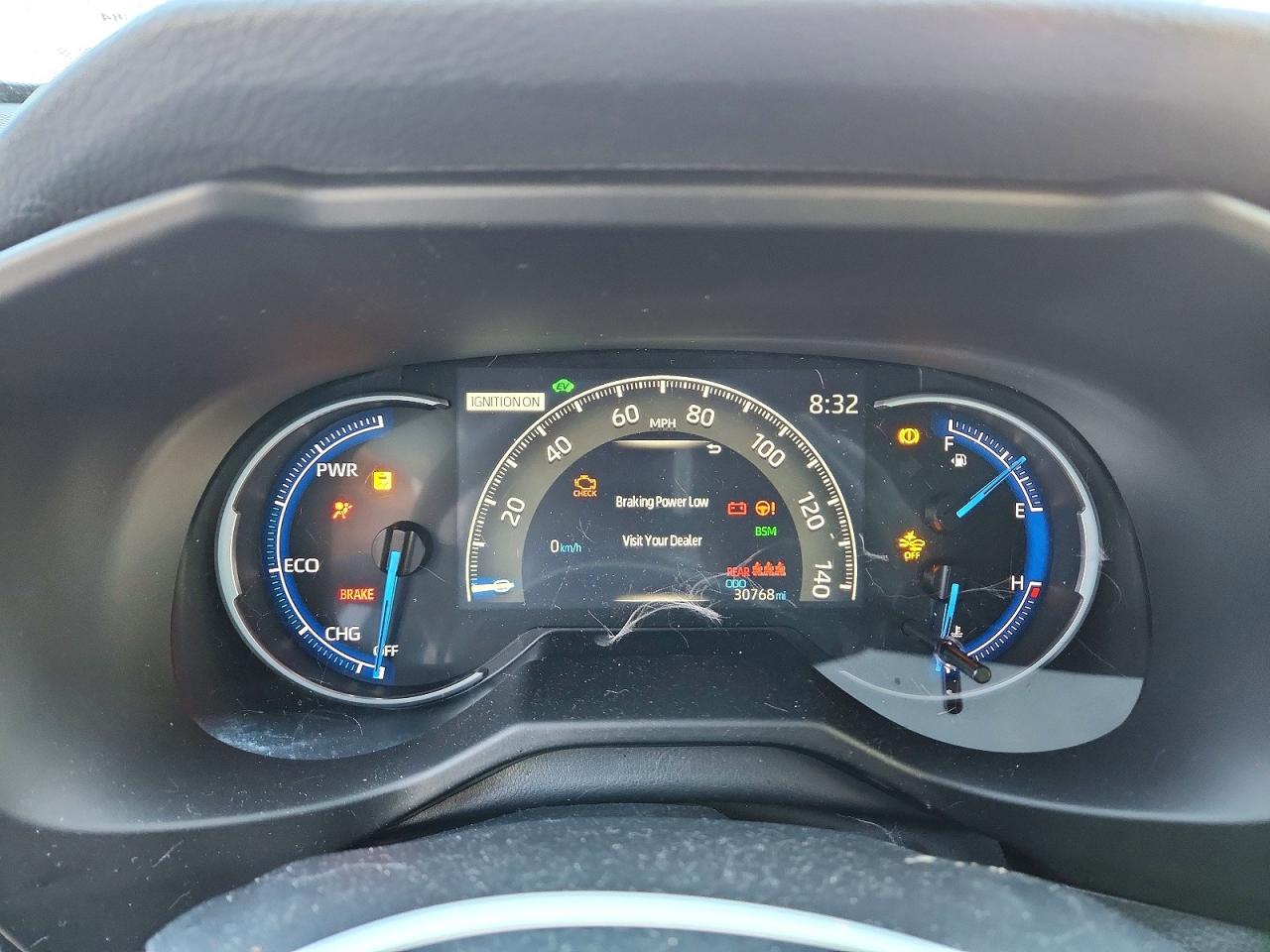 2024 TOYOTA RAV4 XSE photo 9