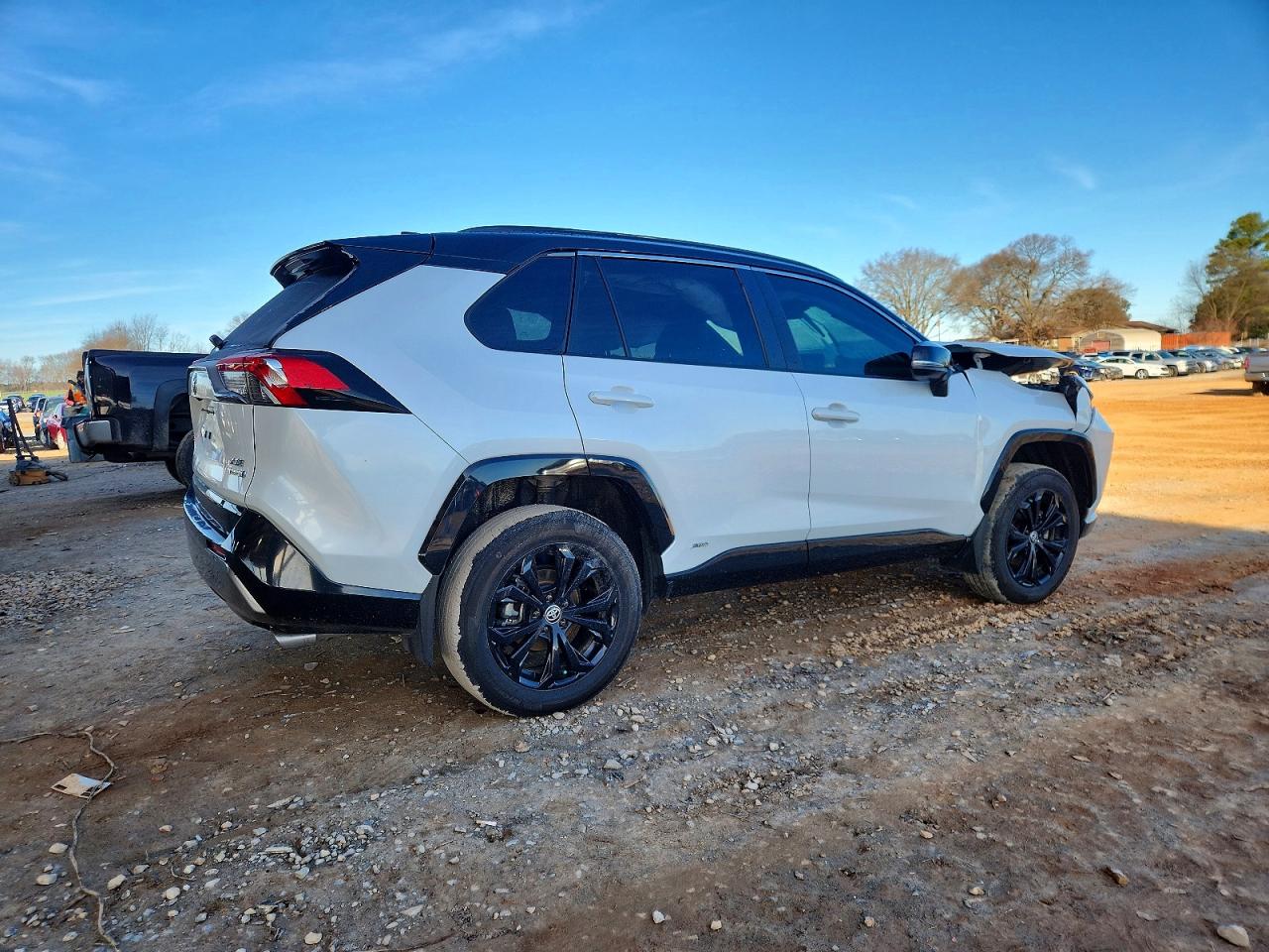2024 TOYOTA RAV4 XSE photo 3