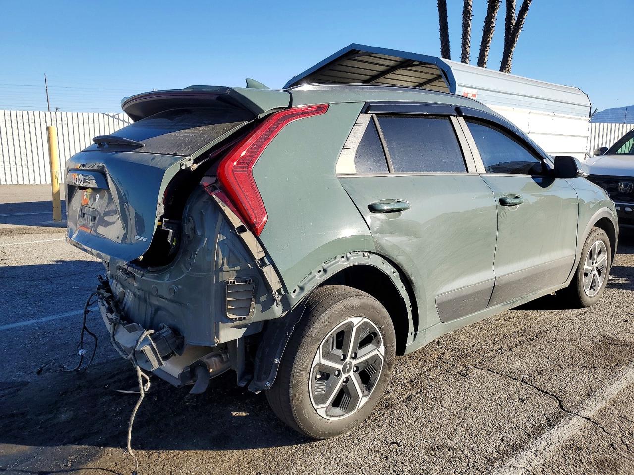 2025 KIA NIRO EX photo 3