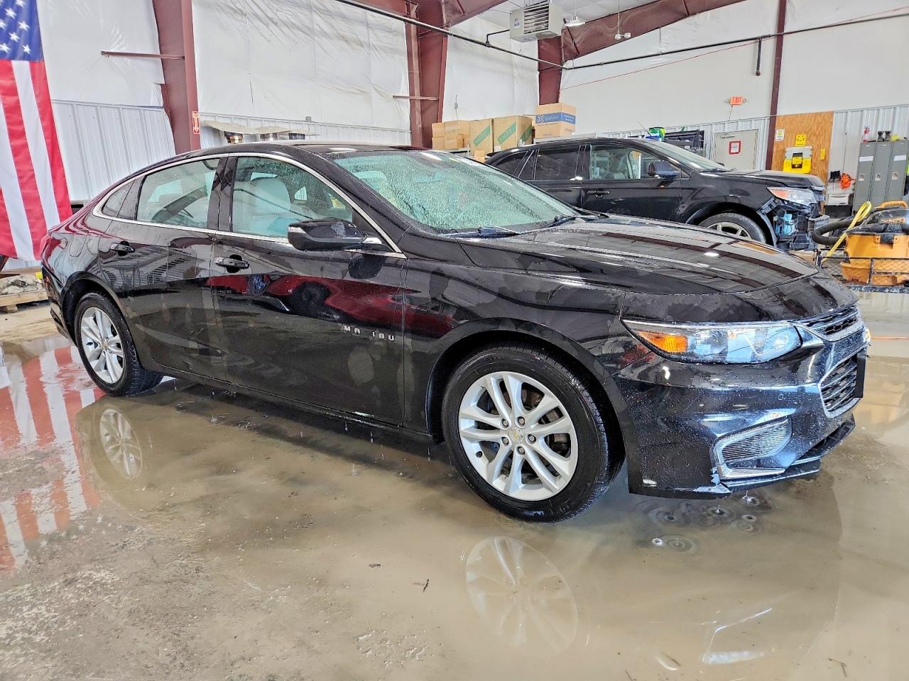 2018 CHEVROLET MALIBU LT photo 4