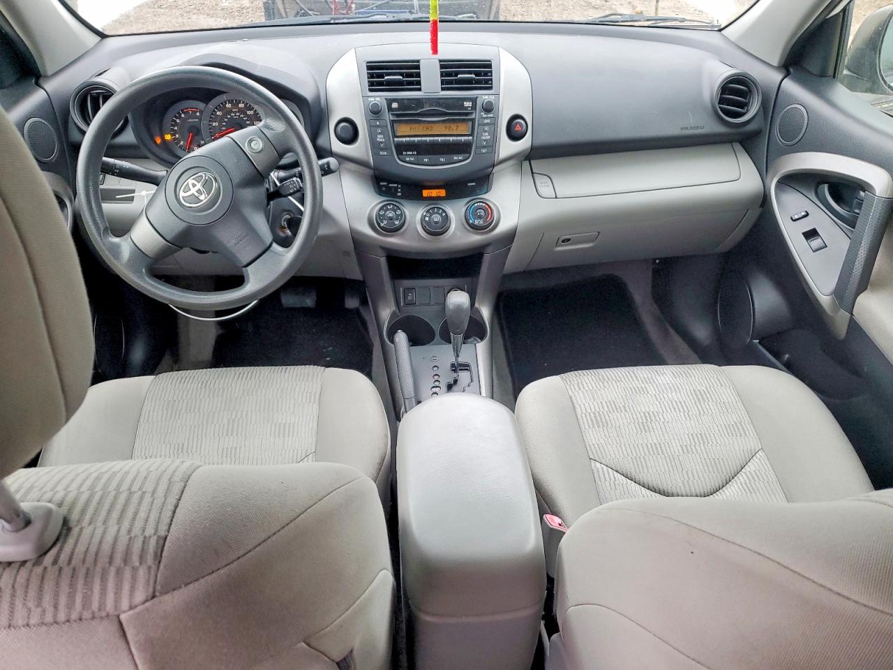 2010 TOYOTA RAV4 photo 15