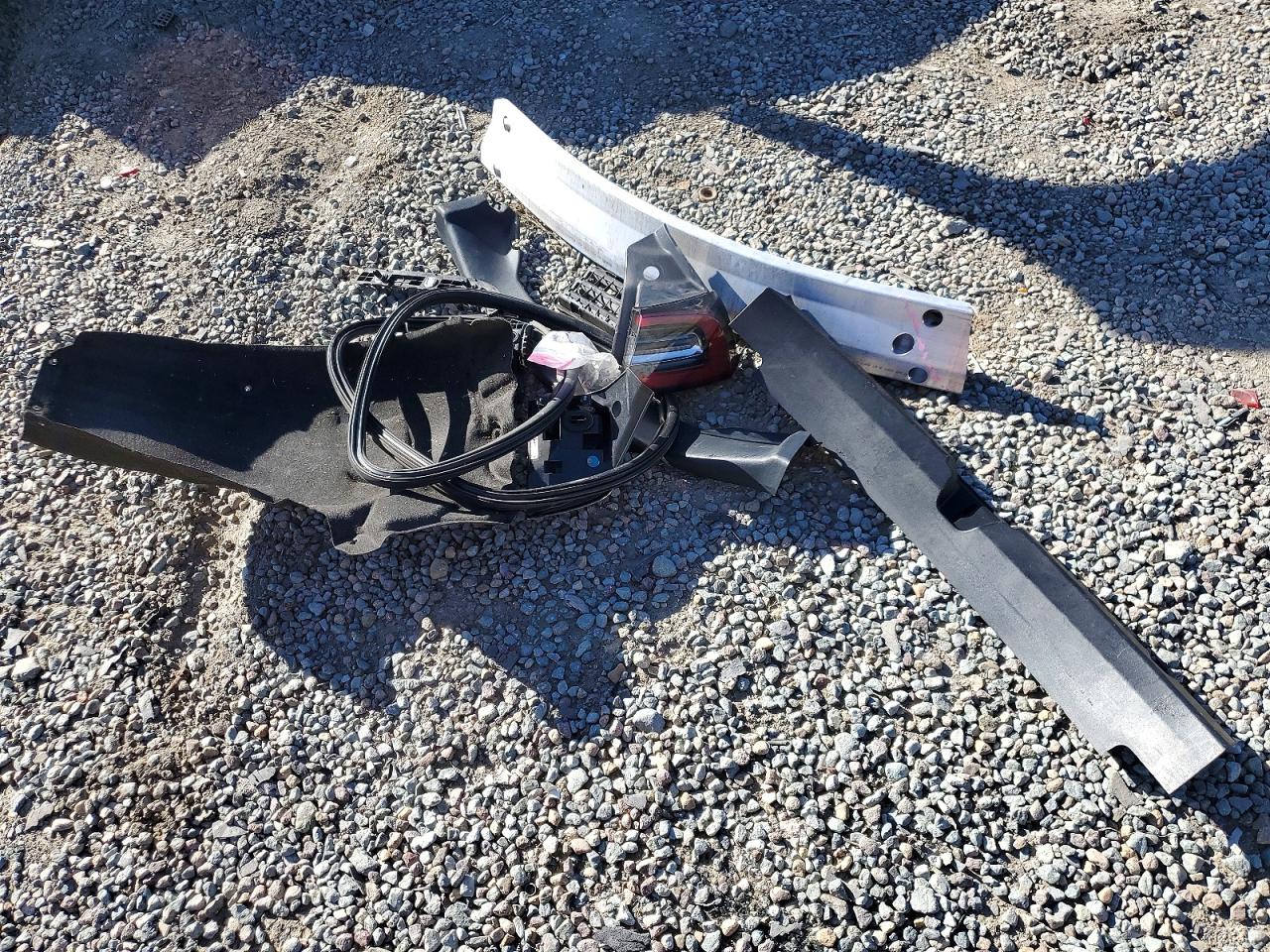 2022 TESLA MODEL 3 photo 23