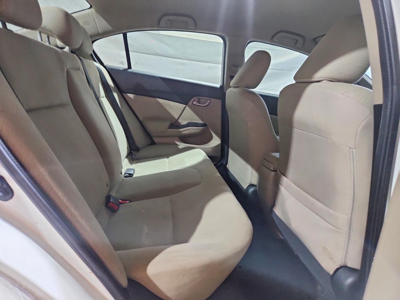 2013 HONDA CIVIC LX photo 19