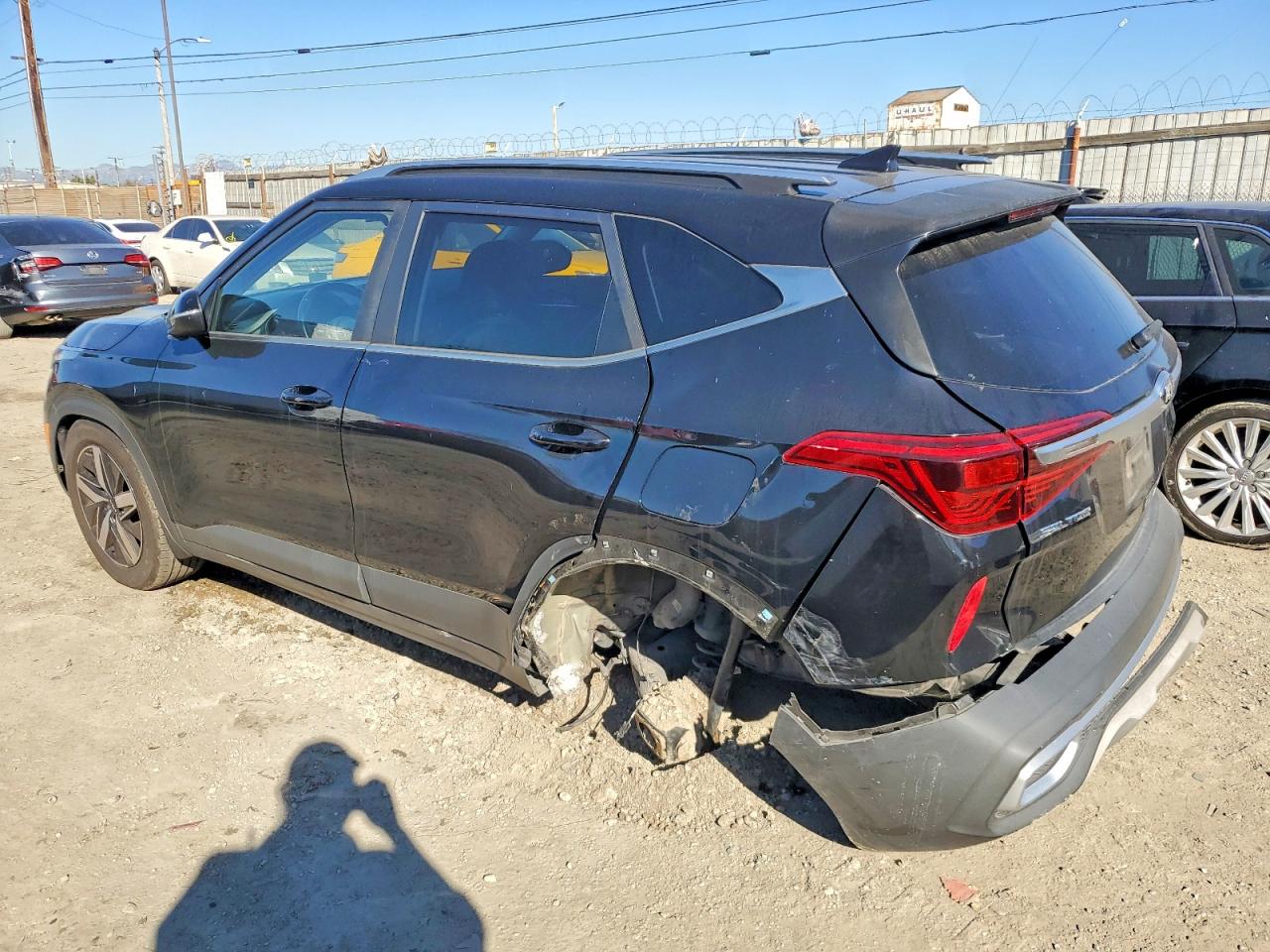 2021 KIA SELTOS S photo 4