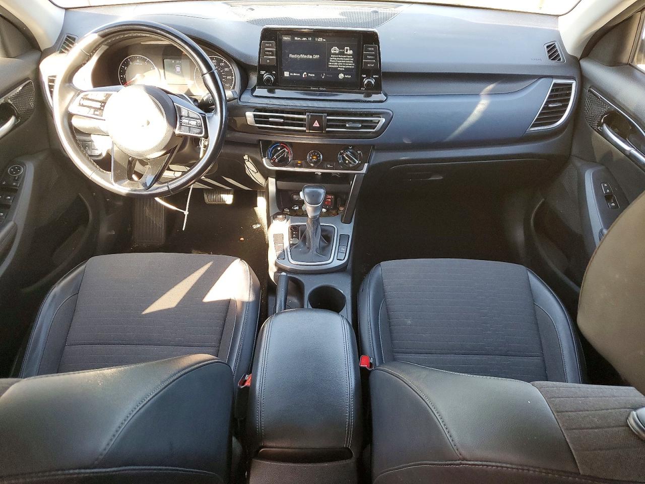 2021 KIA SELTOS S photo 22