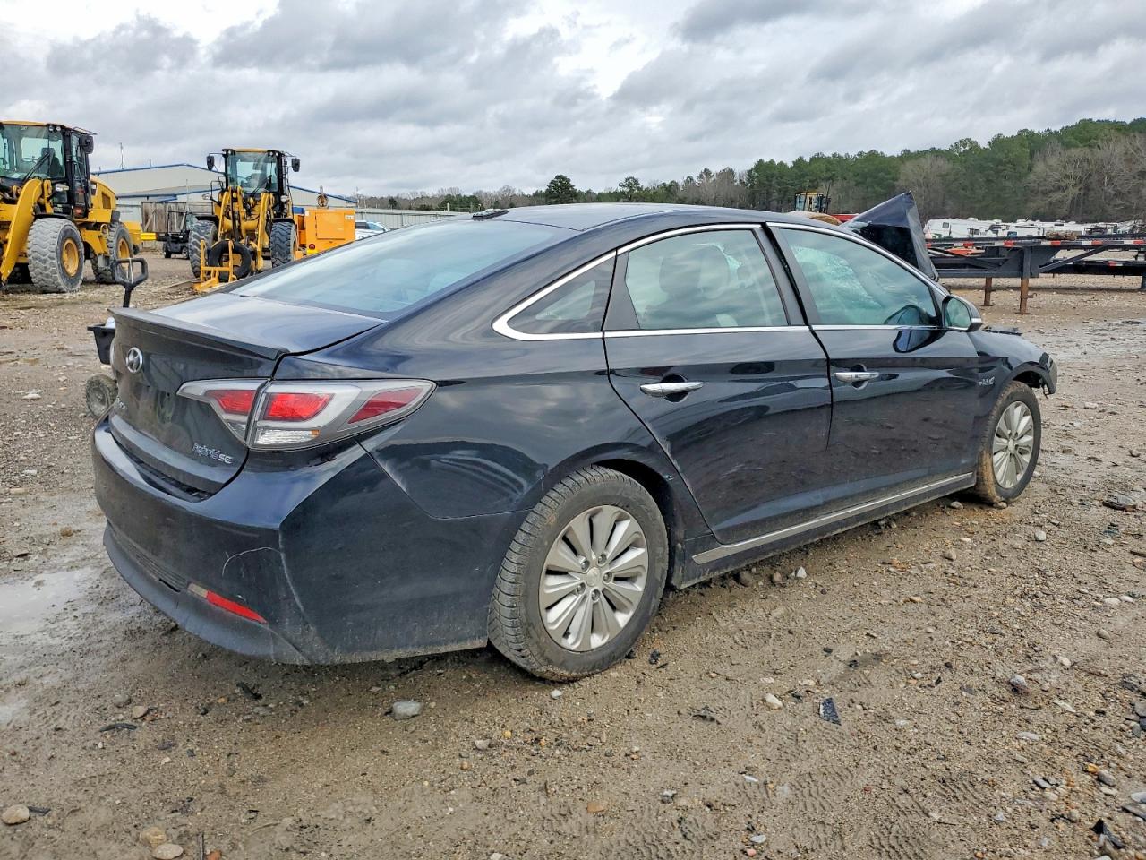 2016 HYUNDAI SONATA HYBRID photo 5